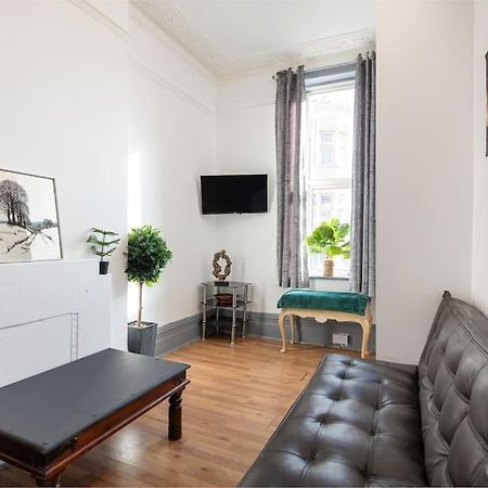לונדון 2A - Bright & Airy 2 Bed Flat - 20 Mins To Central מראה חיצוני תמונה