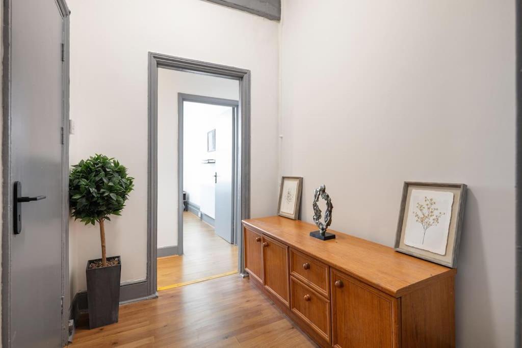 לונדון 2A - Bright & Airy 2 Bed Flat - 20 Mins To Central מראה חיצוני תמונה